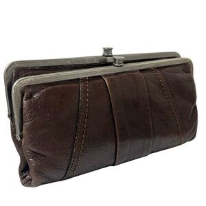 Hobo International Lauren Kisslock Leather Wallet Clutch Bag Yellow Interior